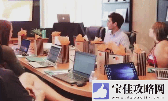 女高管为激励员工把年假当年会奖励