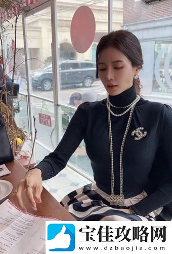一级做AE视频片段，炫酷特效不断变换，网友：创意无限，真让人惊叹！