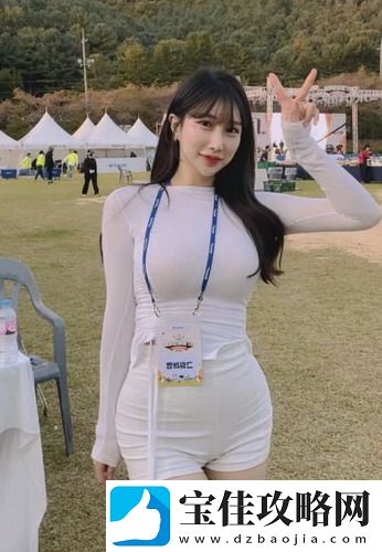 娇软女配很会夹(H)，展现魅力新风貌，网友：真可爱，真吸引人！