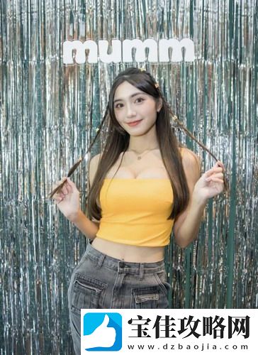 男人把QQ放进女人QQ表情包里，传递情感新方式，网友：创意满分，真有趣！