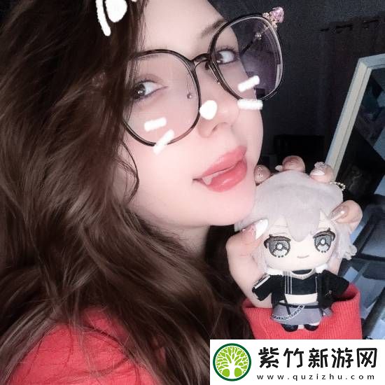 国外美女推主认证漫威争锋匕首体模