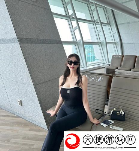 三年片在线观看大全有哪些日本歌-涵盖经典与新潮-网友：多样化的选择真让人惊喜！