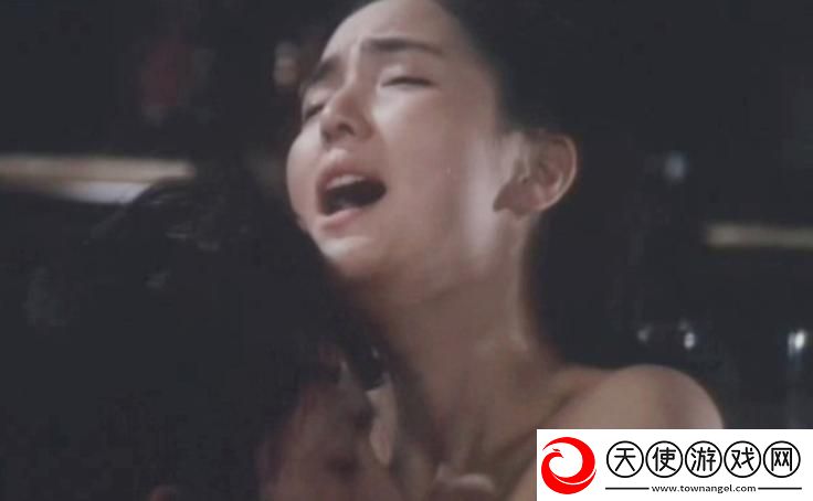 男人狂躁女人40分钟视频-网友：这样的冲突背后有何深意