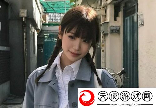 丰满的女邻居三级真实生活启发灵感-网友：邻里关系的微妙故事引人入胜！
