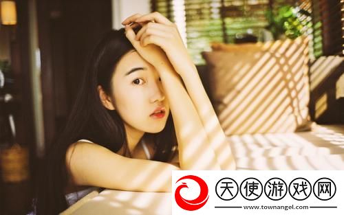 18水蜜桃-大黄瓜勒-网友揭秘：这两者是如何在健康饮食中搭配的-这种食材组合带来的营养价值有多高！